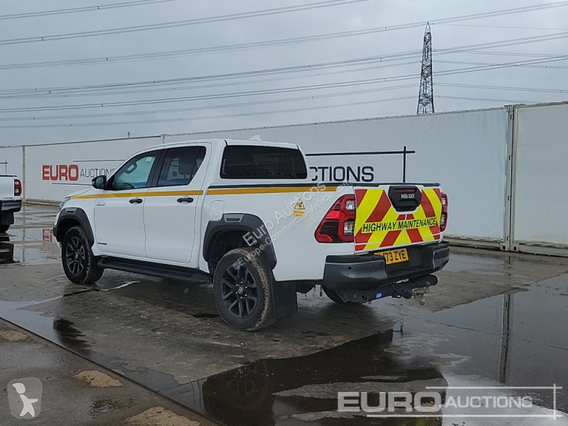 Furgoneta Toyota Hilux