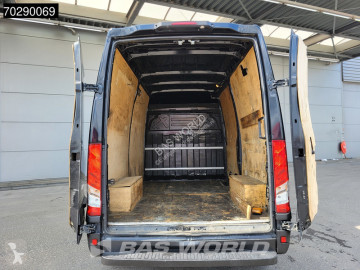 Fourgon utilitaire Iveco