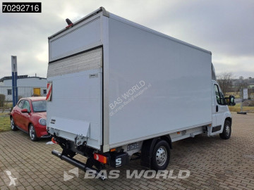 Caja cerrada Opel