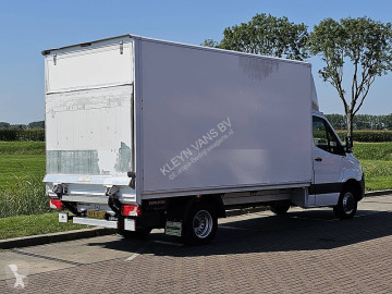 Caja cerrada Mercedes