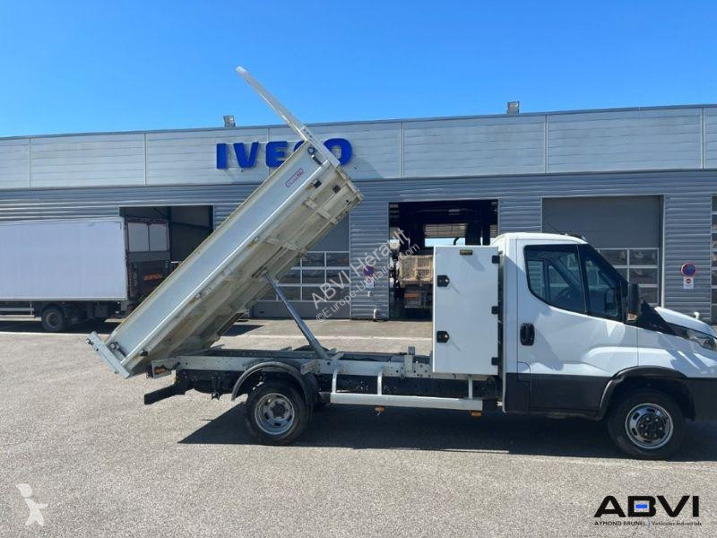 Véhicule utilitaire Iveco 35C16 3L BENNE 3.20M...