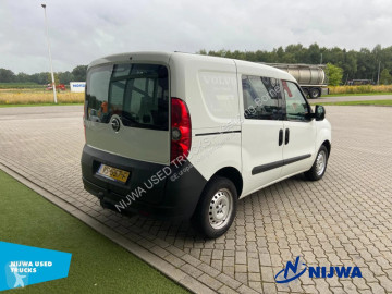 Fourgon utilitaire Opel