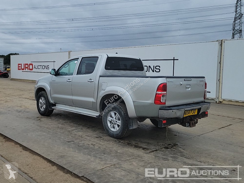 Furgoneta Toyota Hilux