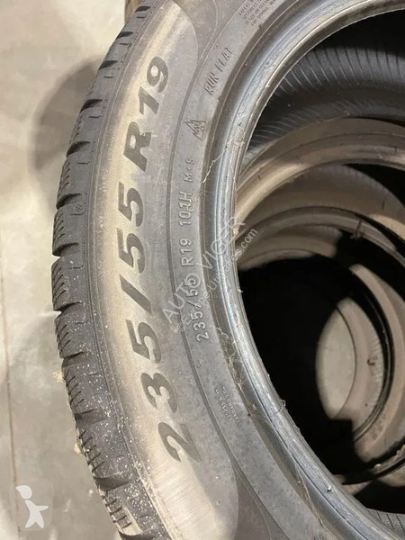Nyttofordon *235/55 R19