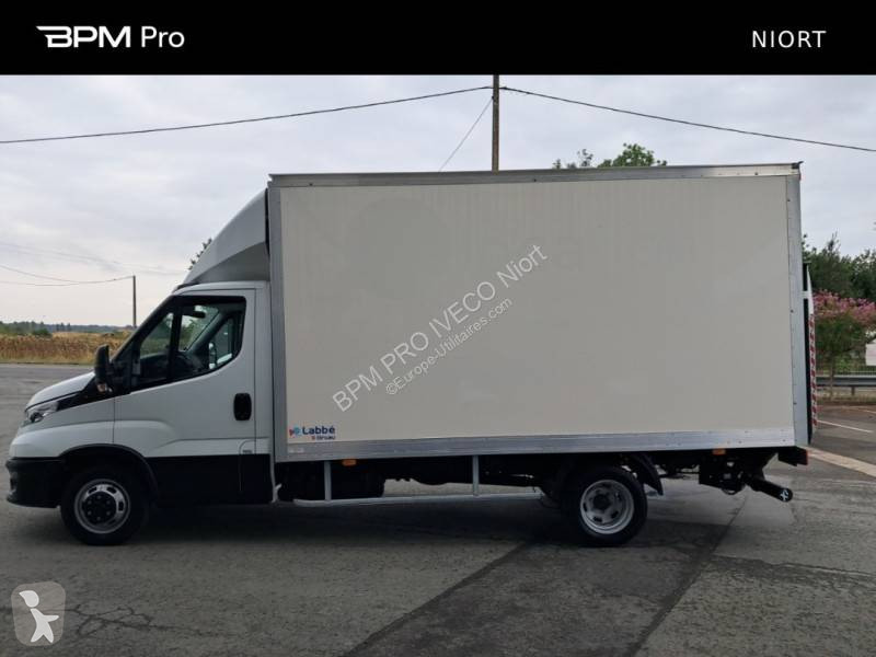 Furgoneta Iveco
