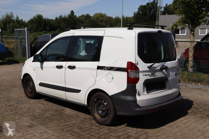 Furgoneta Ford Courier