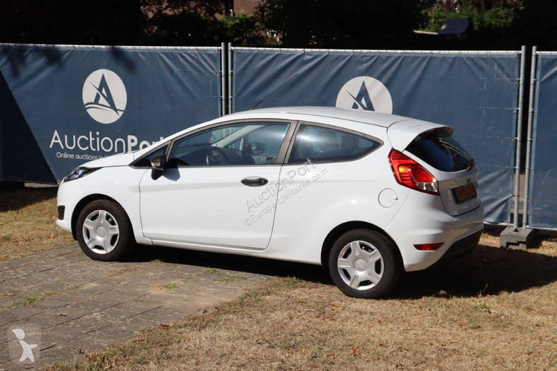 Furgoneta Ford