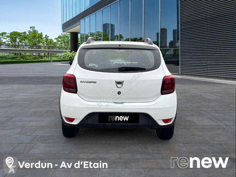 Veículo utilitário Dacia Sandero SCe 75