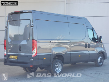 Fourgon utilitaire Iveco neuf