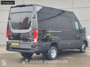 Fourgon utilitaire Iveco neuf