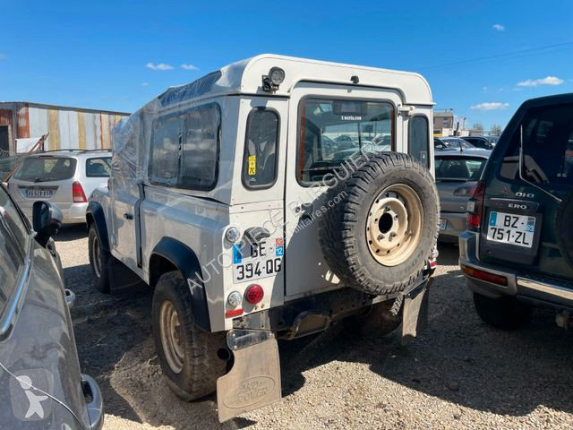 Véhicule utilitaire Land Rover Défender 2.4Td...