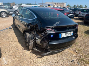 Berlina Tesla