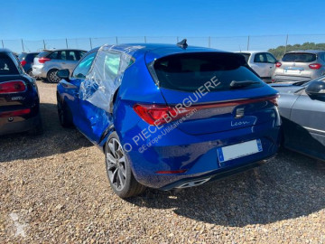 Voiture berline Seat