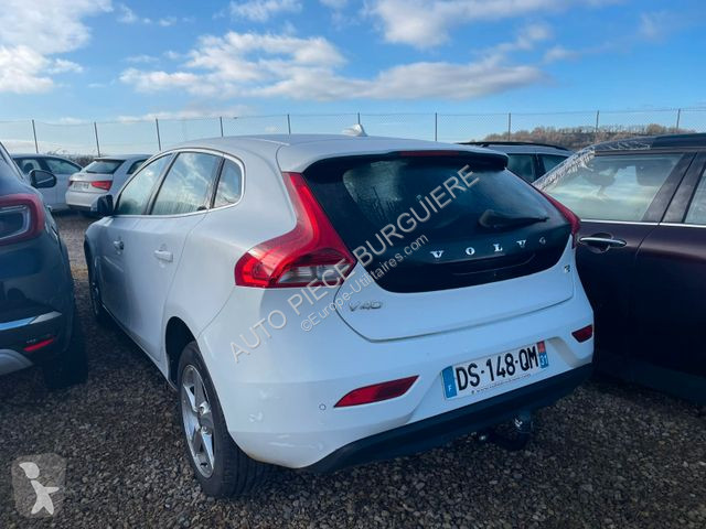 Véhicule utilitaire Volvo V40 2.0i T2 122 / DS148