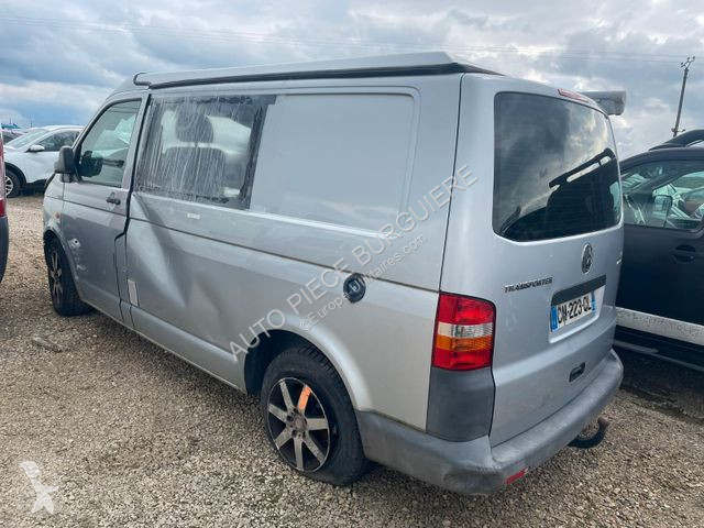 Véhicule utilitaire Volkswagen T5 2.5 TDi 174...
