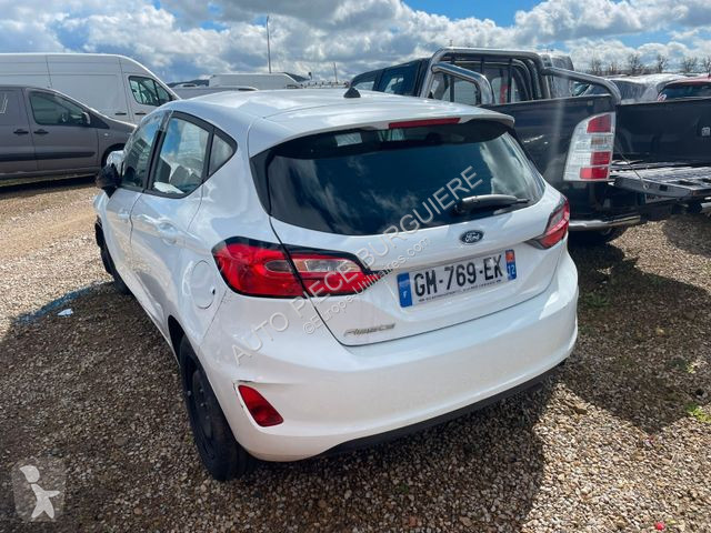 Furgoneta Ford Fiesta 1,1 Cool & / GM769