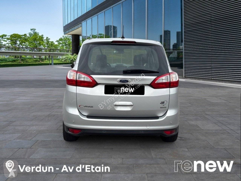 Autoutilitară Ford Grand C-MAX 1.0 EcoBoost 125...