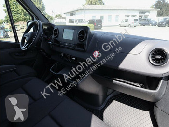 Užitkové vozidlo Mercedes 317...