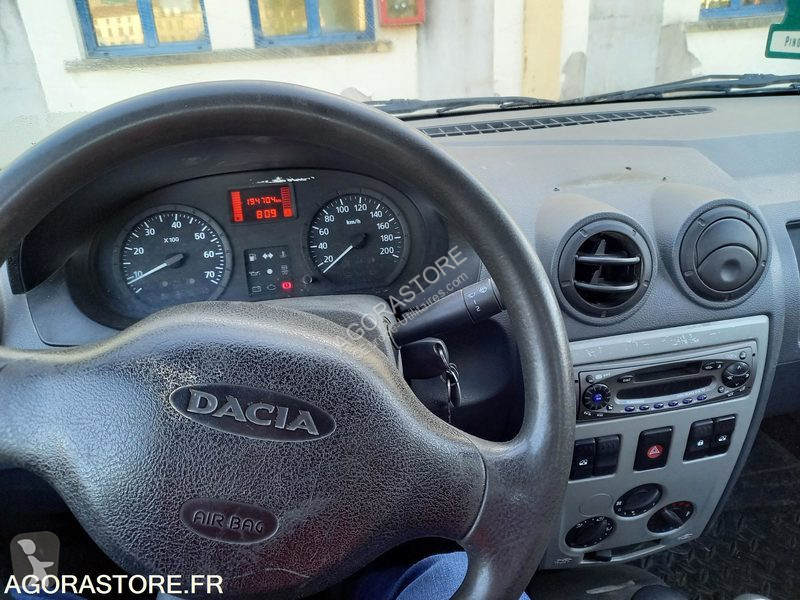 Veículo utilitário Dacia LOGAN