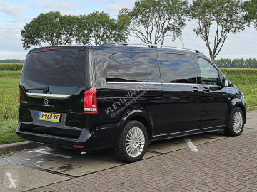 Fourgon utilitaire Mercedes
