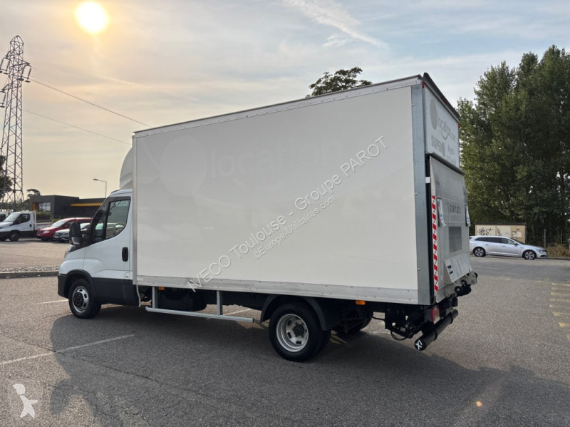 Užitkové vozidlo Iveco 35C16H3.0 Empattement 4100