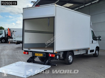 Caja cerrada Opel