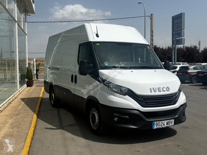 Furgoneta Iveco 35S14 12m3