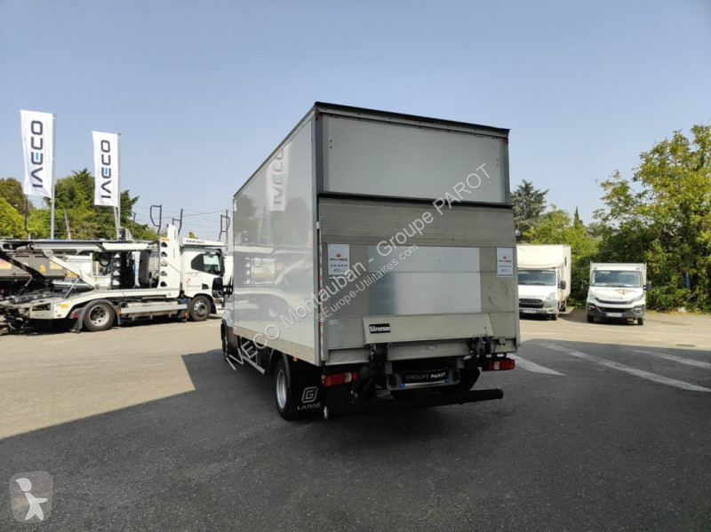 Furgoneta Iveco 35C16H3.0 empattement 4100