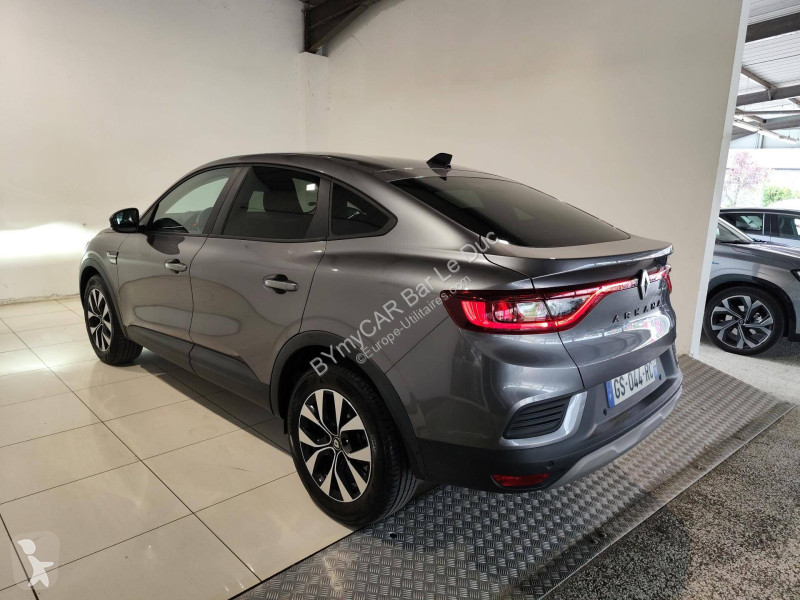 Autoutilitară Renault Arkana mild hybrid 140...