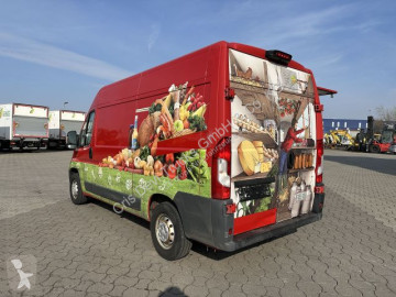 Utilitaire magasin Peugeot
