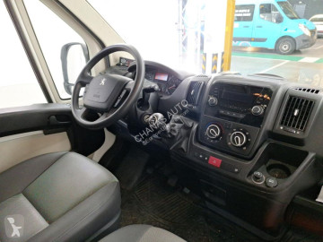 Furgone lungo Peugeot