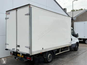 Caja cerrada Iveco
