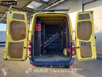 Fourgon utilitaire Mercedes