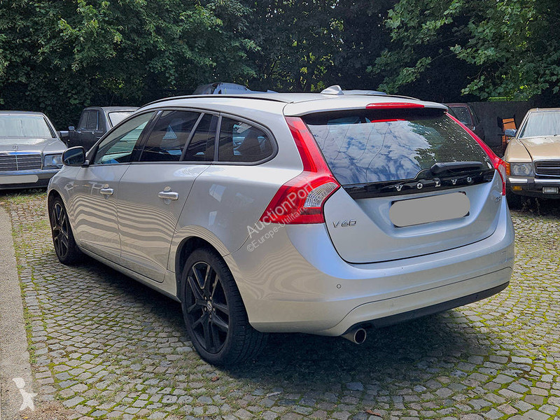 Véhicule utilitaire Volvo D3