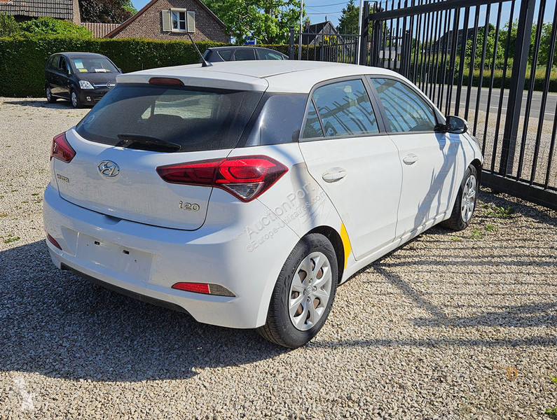 Véhicule utilitaire Hyundai 1.2 i20