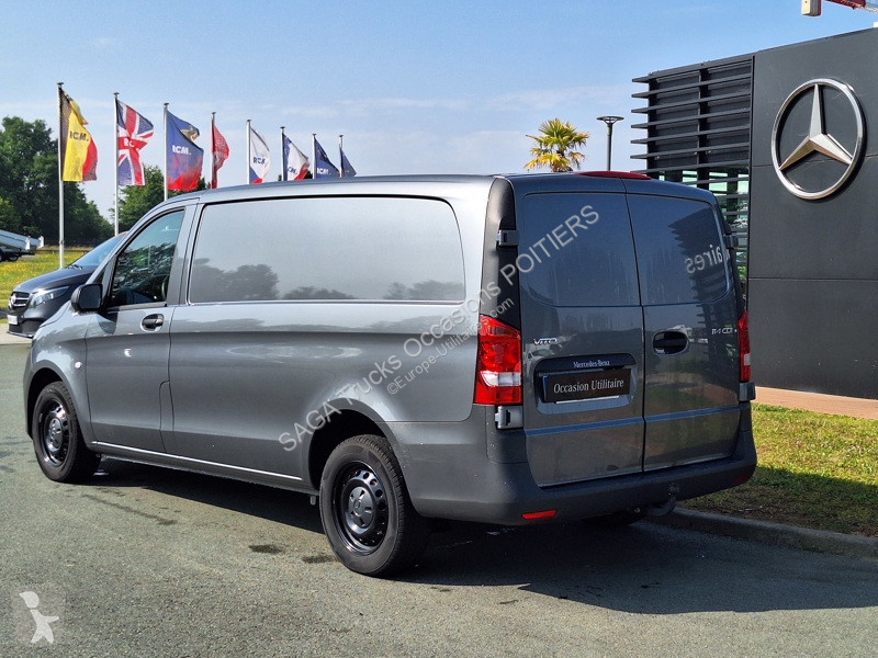 Véhicule utilitaire Mercedes 114 CDI Fourgon...