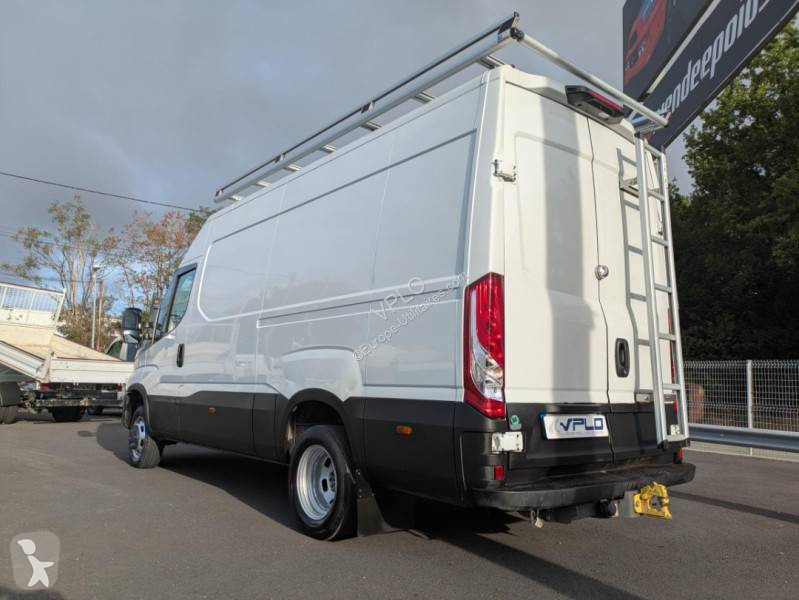 Véhicule utilitaire Iveco