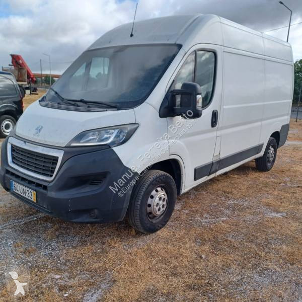 Veículo utilitário Peugeot