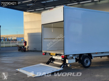 Fourgon utilitaire Mercedes