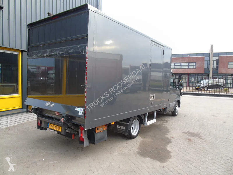 Furgoneta Iveco 35C13 + LIFT + EURO 5