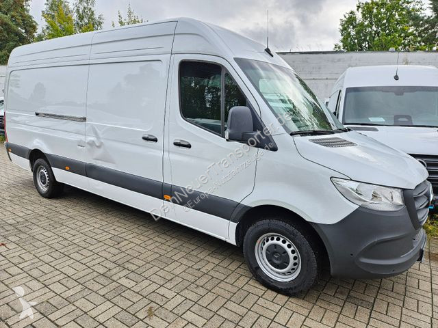 Autoutilitară Mercedes 317 CDI...