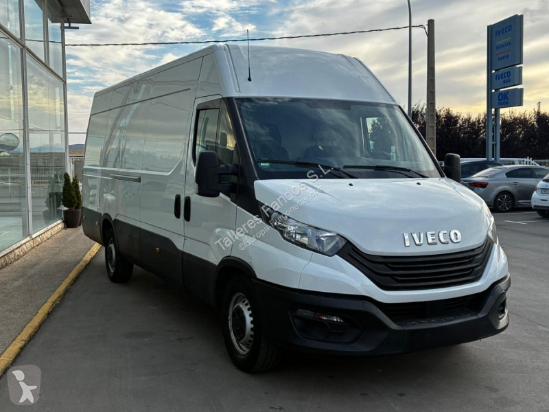 Furgoneta Iveco 35S14 16m3