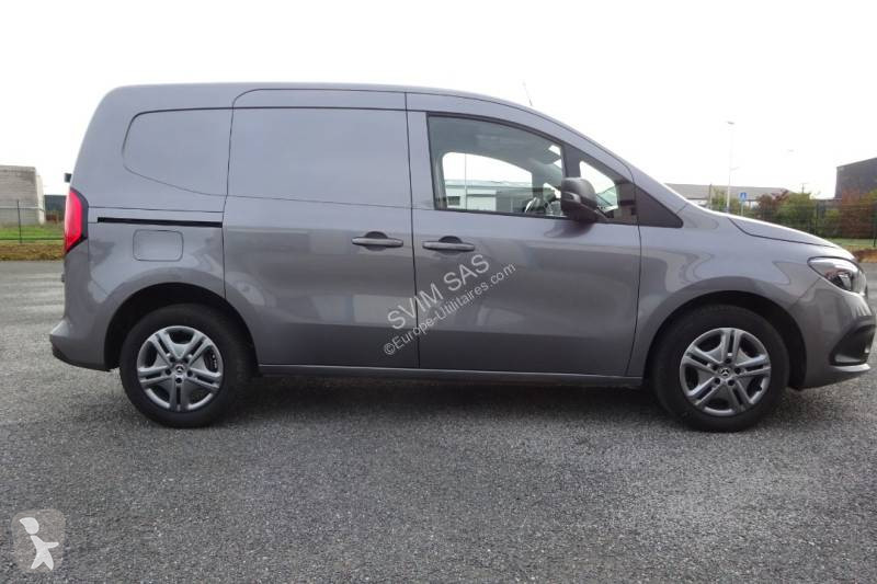 Véhicule utilitaire Mercedes