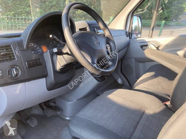 Véhicule utilitaire Mercedes