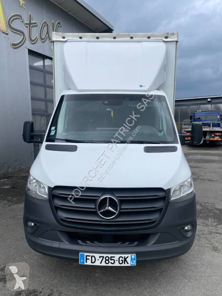 Véhicule utilitaire Mercedes