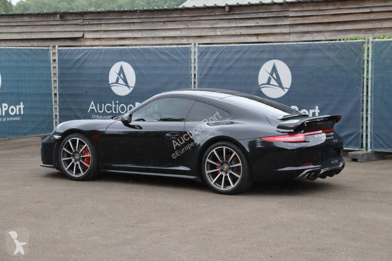 Véhicule utilitaire Porsche 991 Carrera 4S