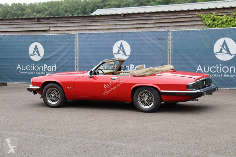 Véhicule utilitaire Jaguar Convertible -S
