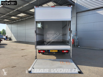 Caja cerrada Ford