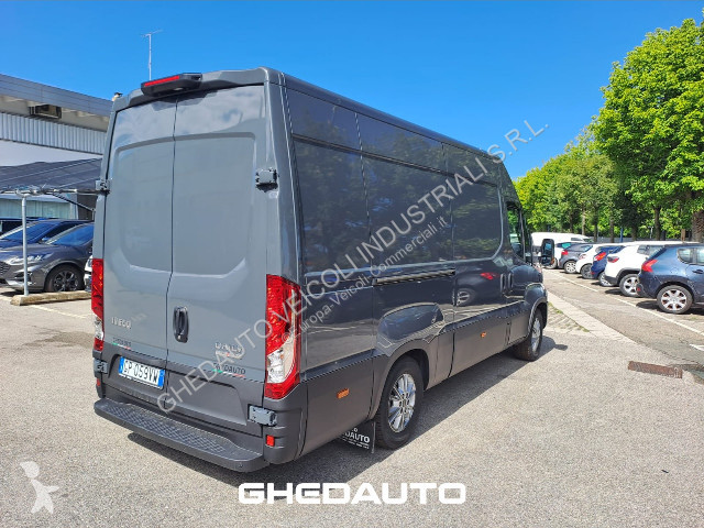 Furgoneta Iveco Daily