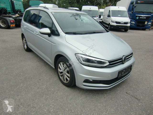 Véhicule utilitaire Volkswagen Touran Highline Sky